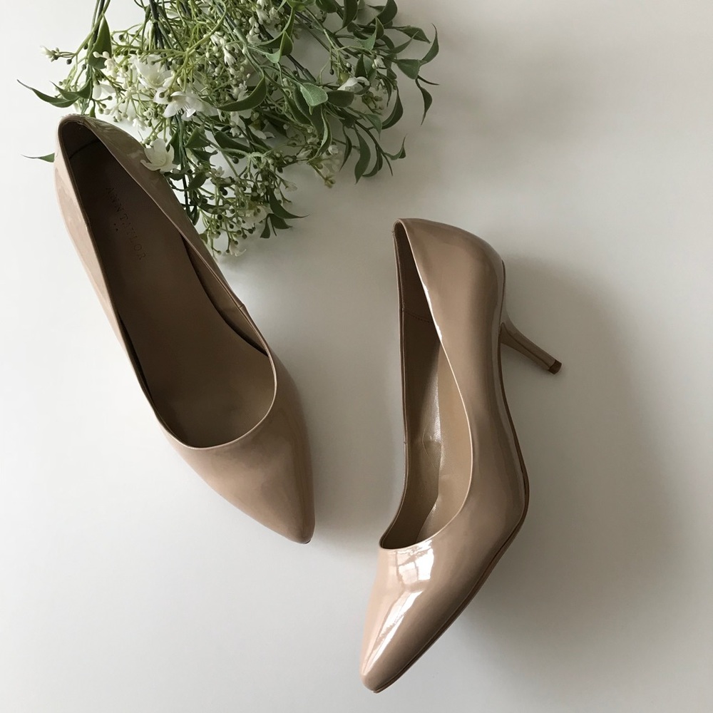 Ann Taylor Factory nude patent pumps 8.5